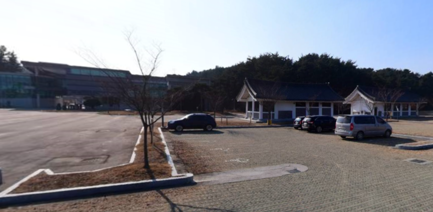 울진봉평신라비사적공원 주차장 2