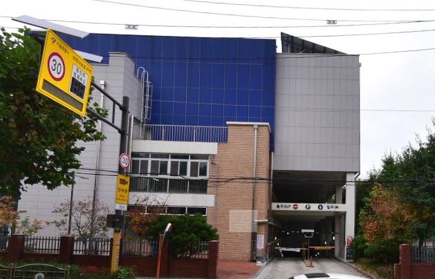 수송초등학교 공영주차장 전기차충전시설 1