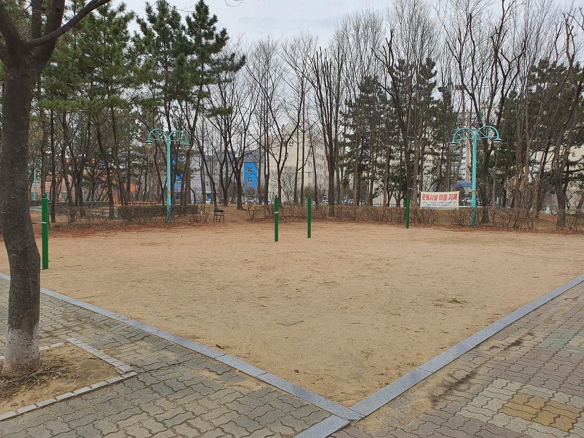 영성공원 배드민턴장 1