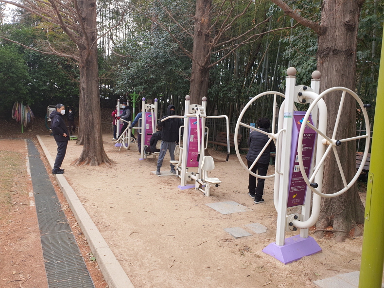 UN조각공원 동네체육시설 1