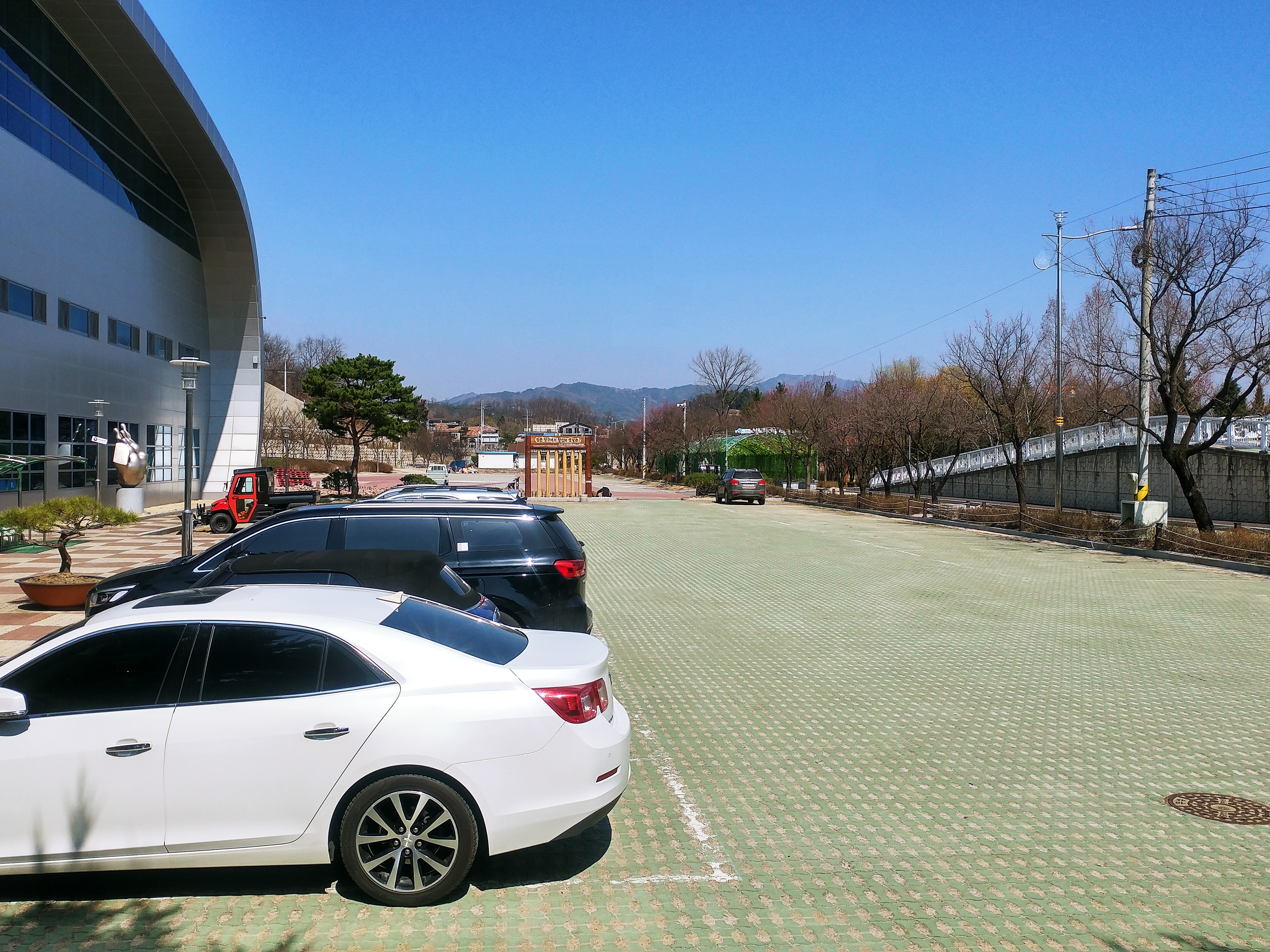 양구국민체육센터 본…