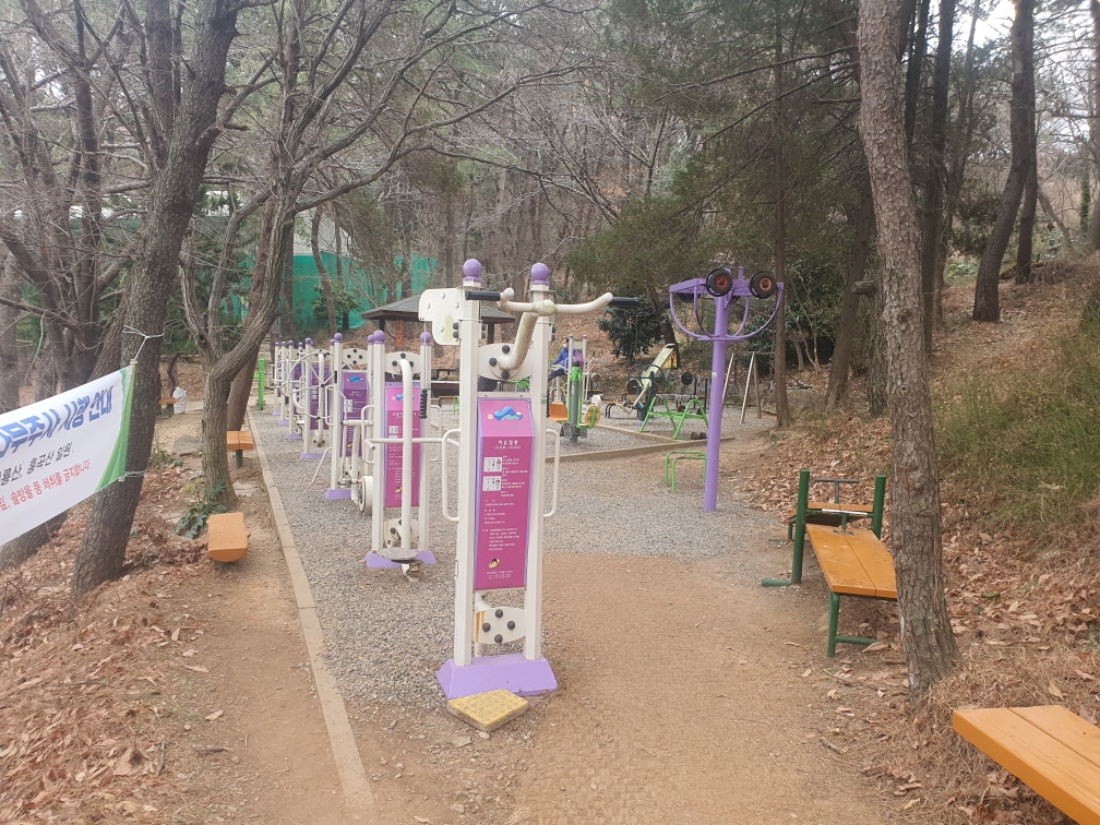 문수사약수터 동네체육시설 1