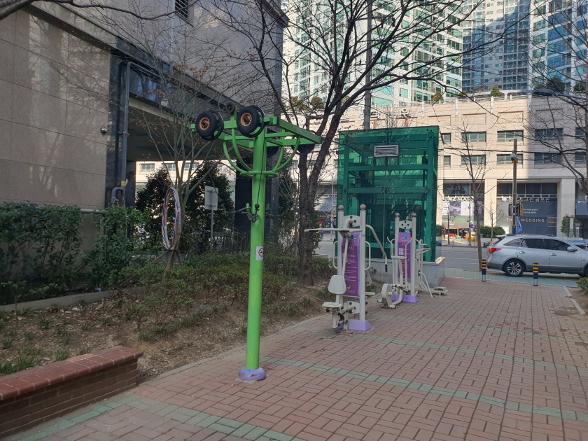 동천맨션 동네체육시설 1