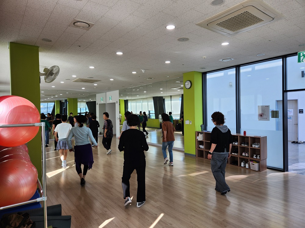 분포문화체육센터  라인댄스 1