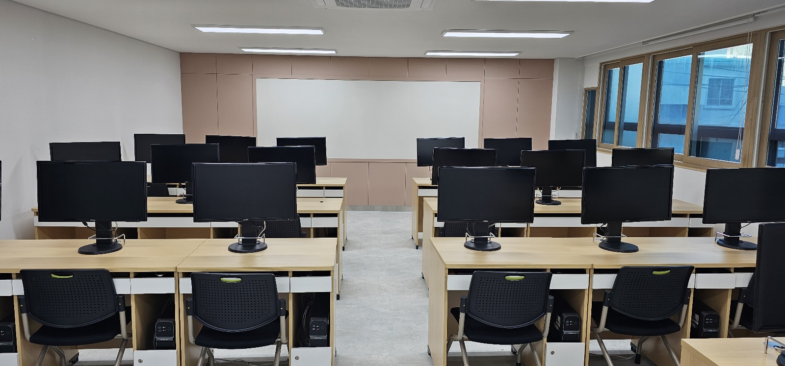 용호1동 컴퓨터교실 1