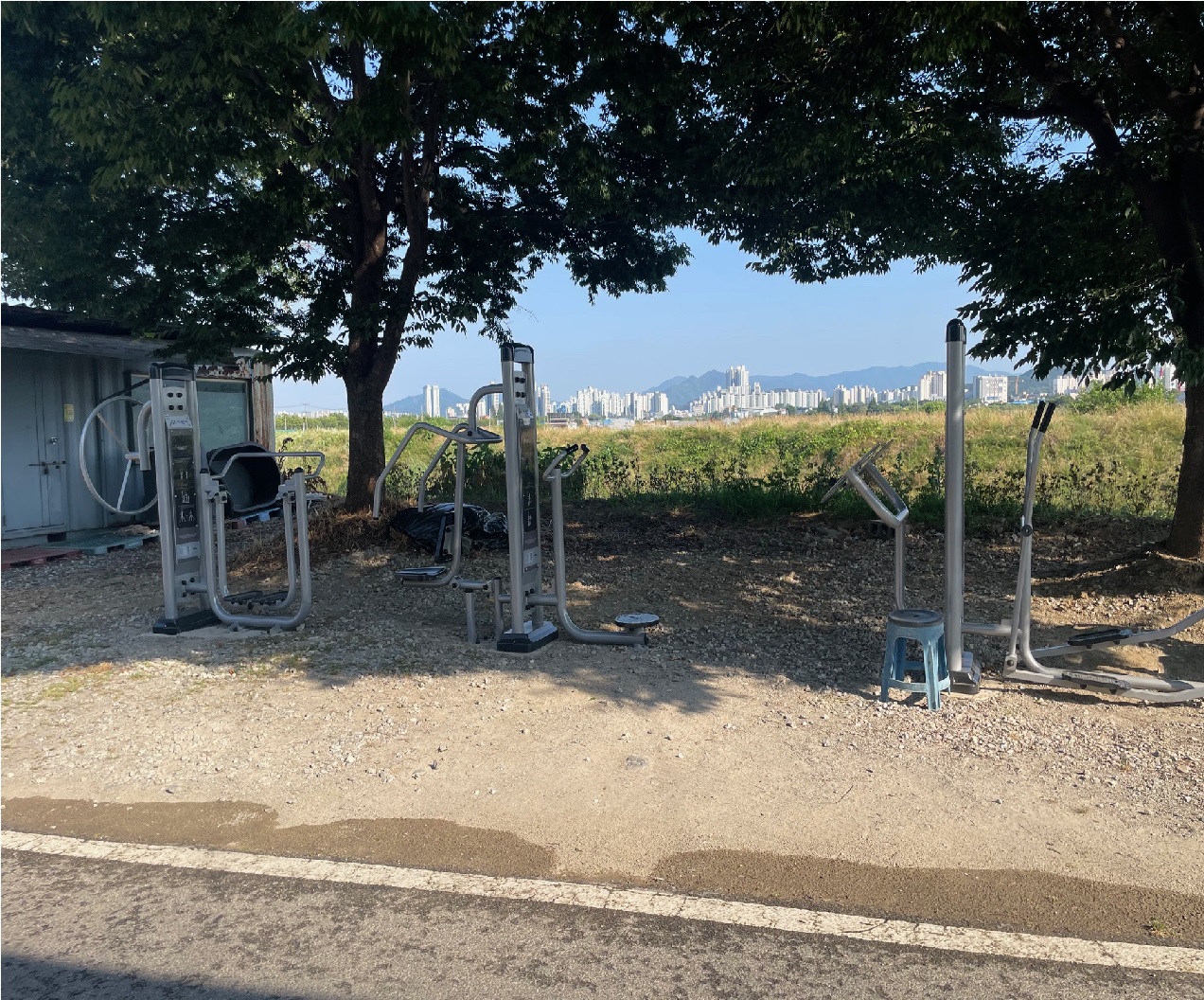 염치읍 곡교1리 야외운동기구 1