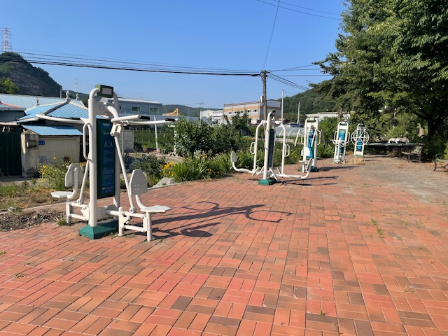 염치읍 서원2리 야외운동기구 1