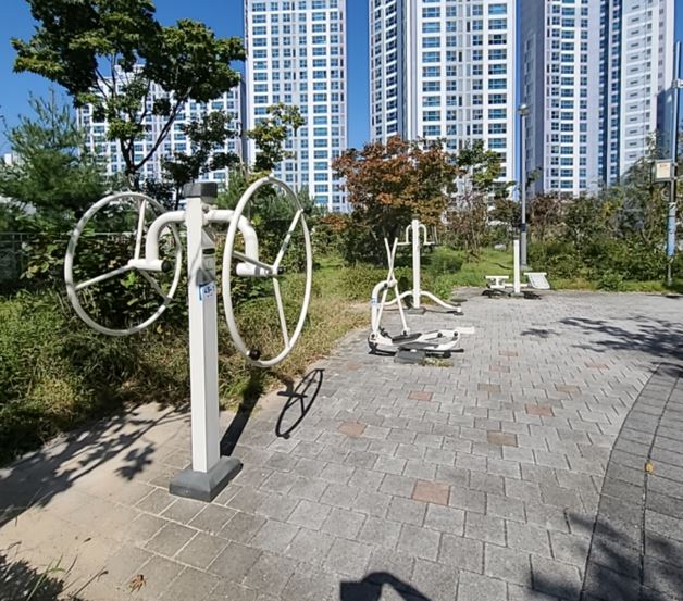 너울어린이공원 체육시설 1