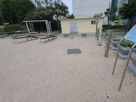 민락초등학교 체육시설 1