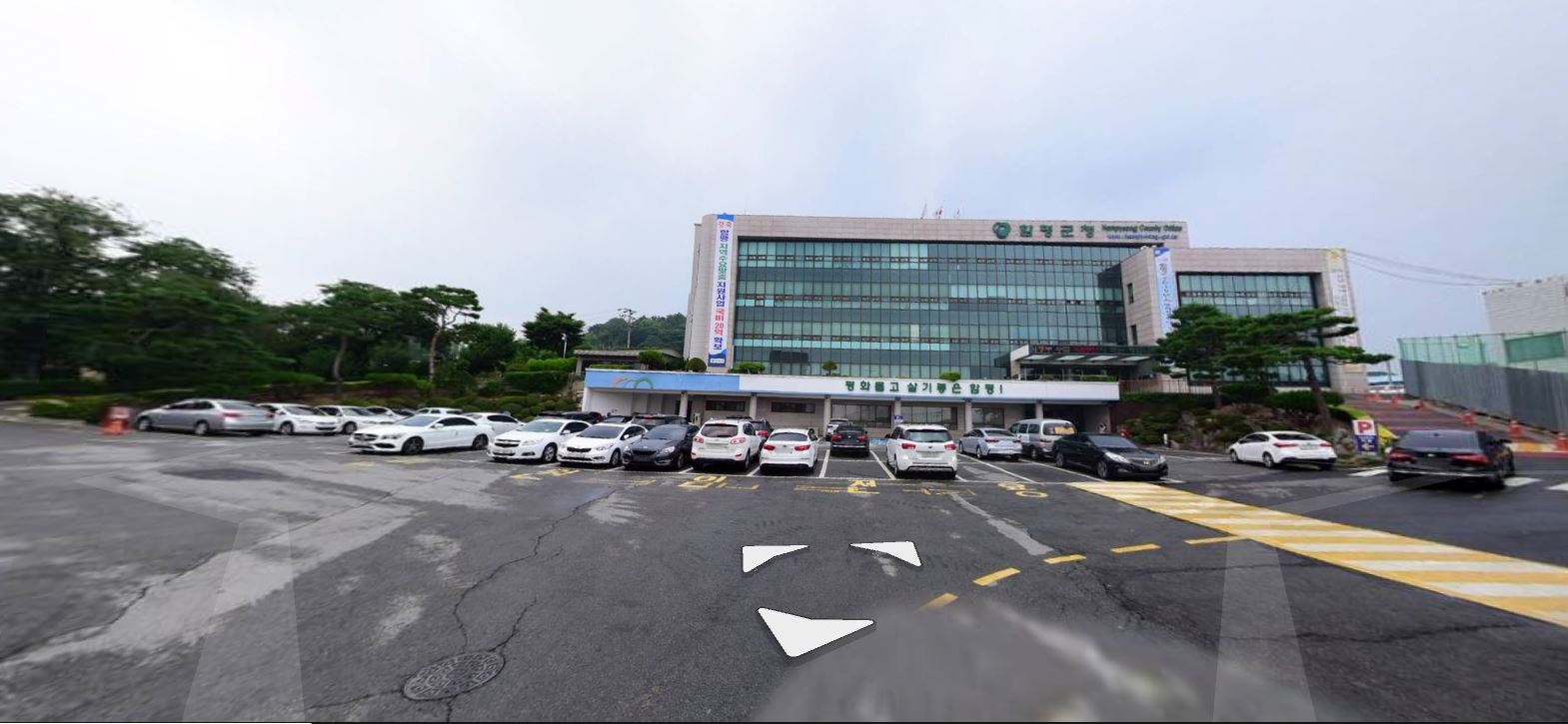 함평군청 공용주차장…