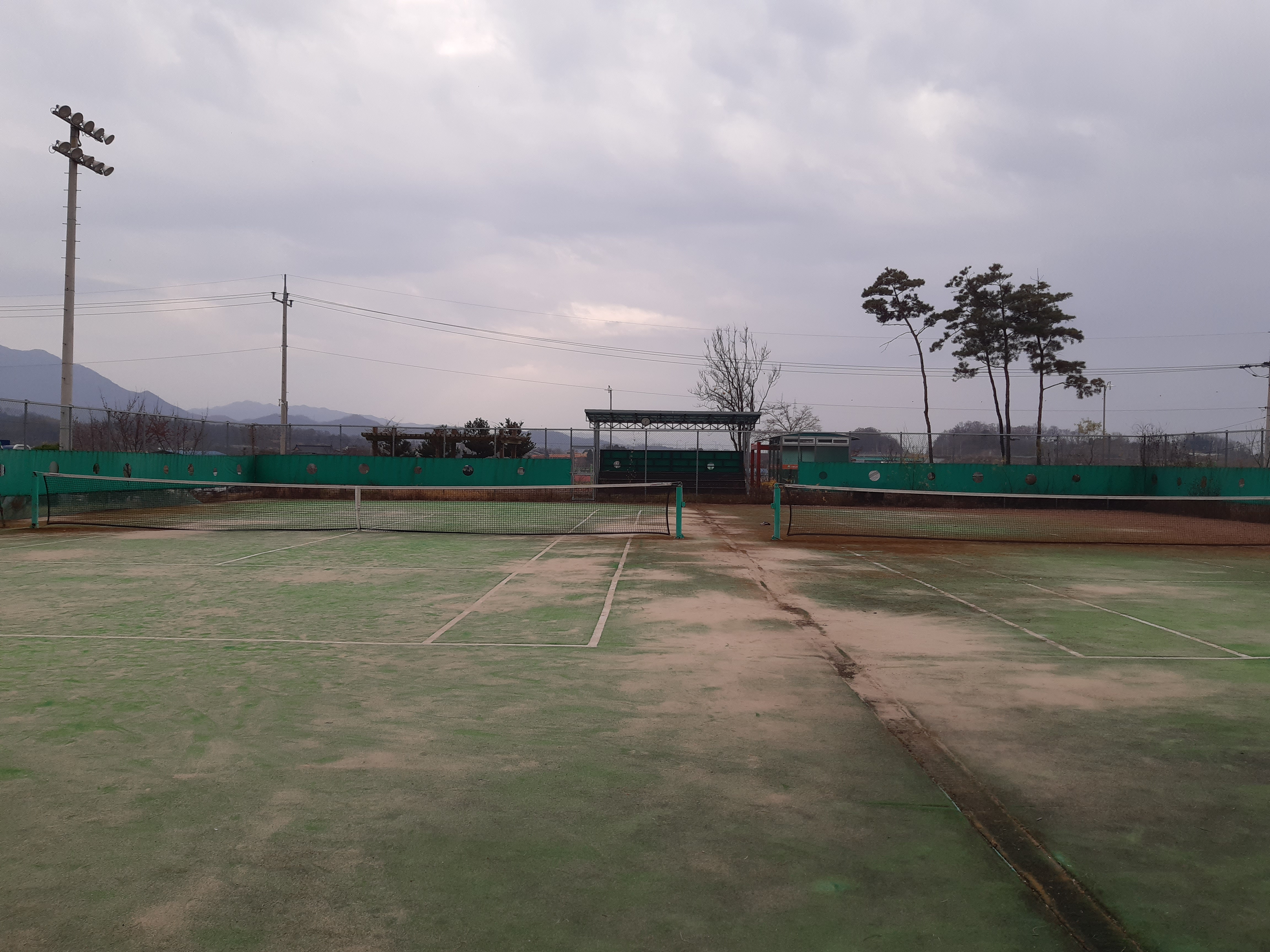 충주국토관리사무소 청사옆 1