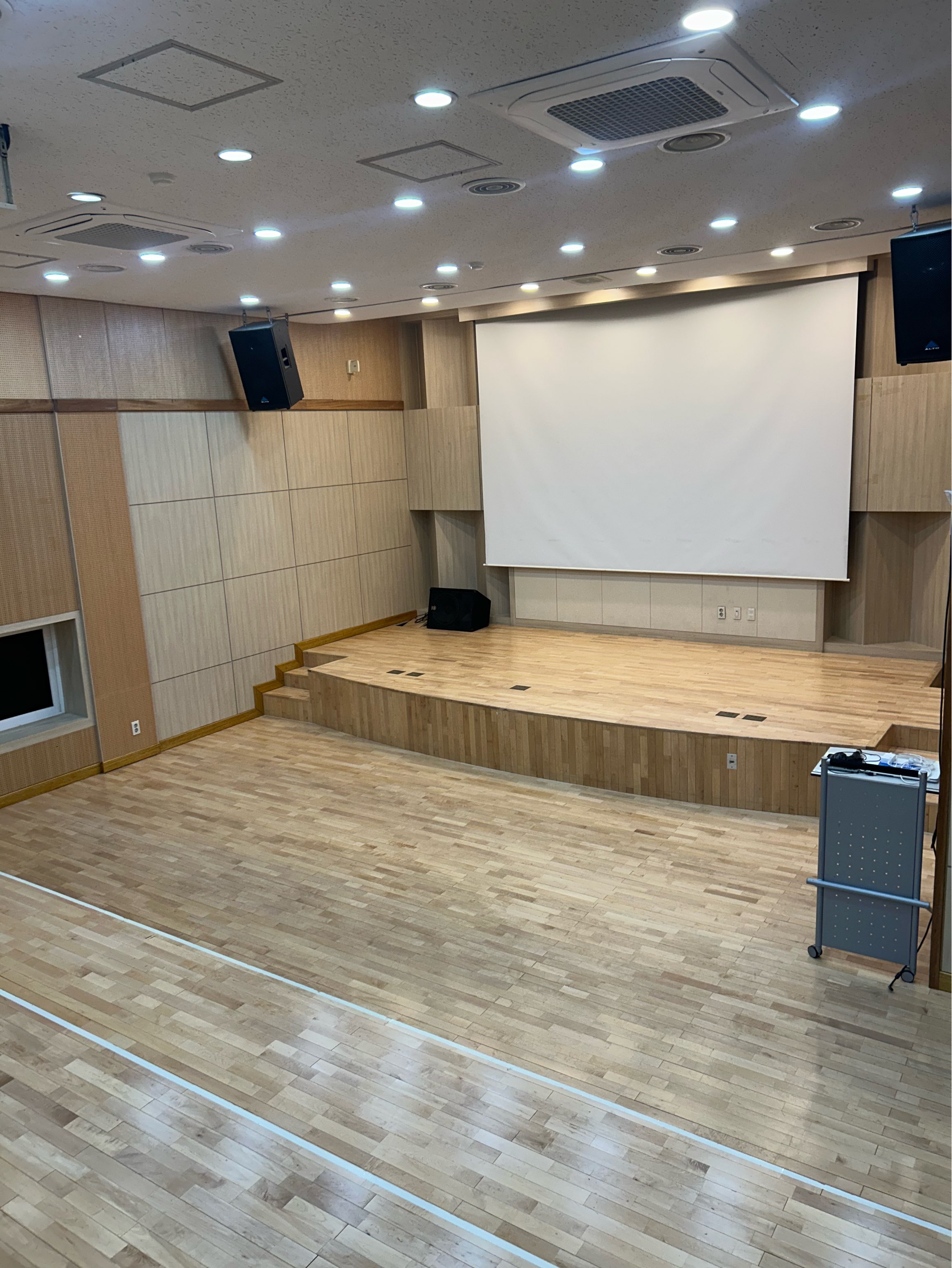 율목도서관 본관 2층 1