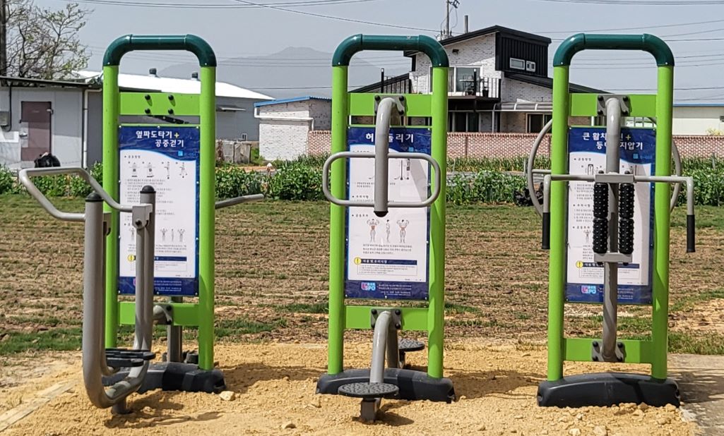 야외운동기구(월야면 월야3리 평촌마을) 1