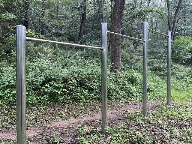 수동 우암산 등산로3 동네체육시설 1
