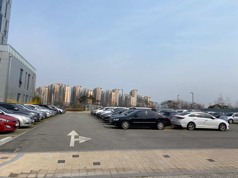 충청남도개발공사 1층 외부 주차장 3