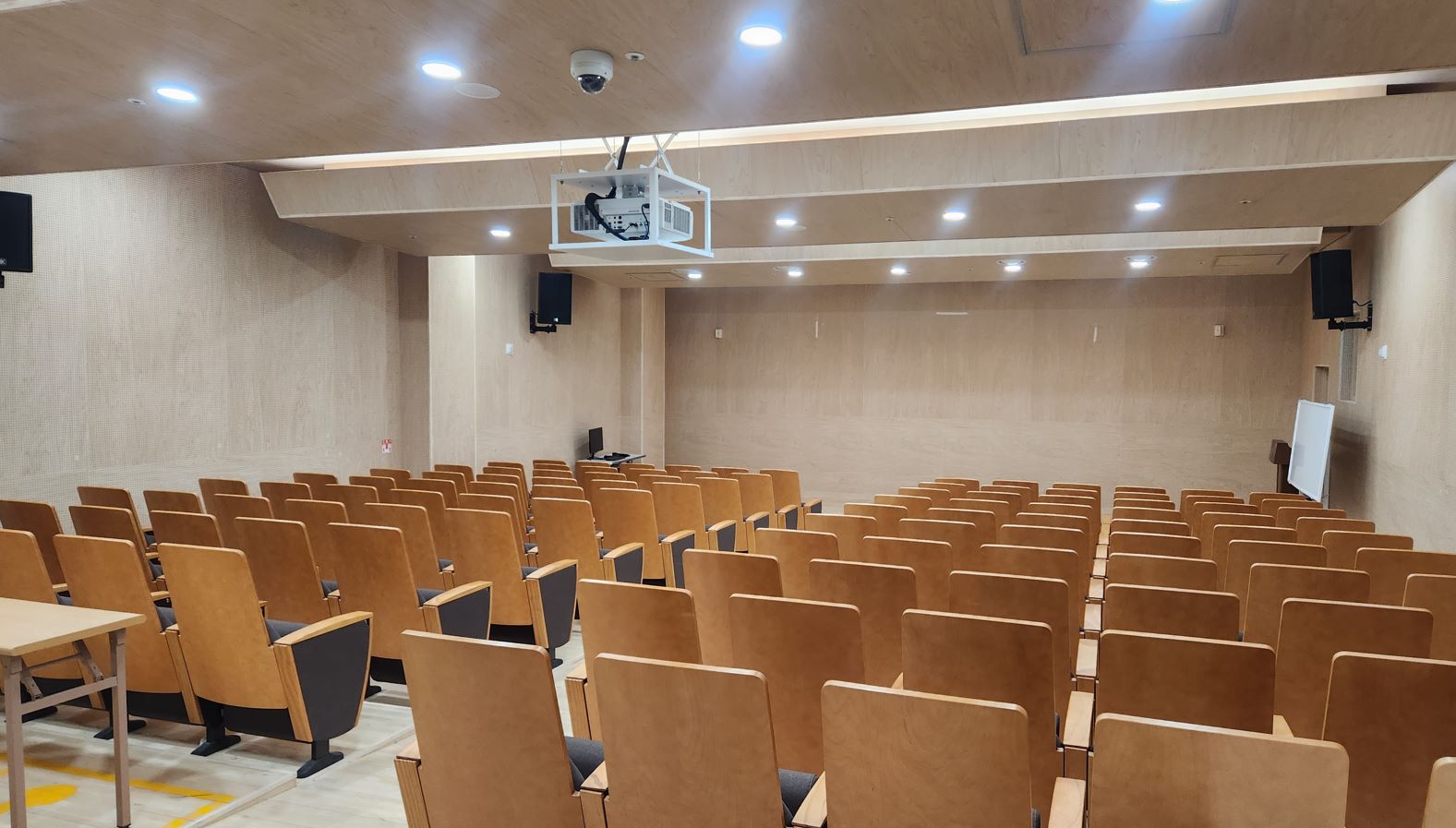 역사홍보관 시청각실 1