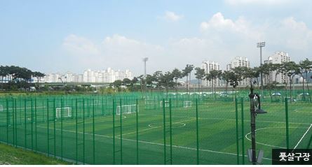 천안축구센터 풋살구장(성정동) 1