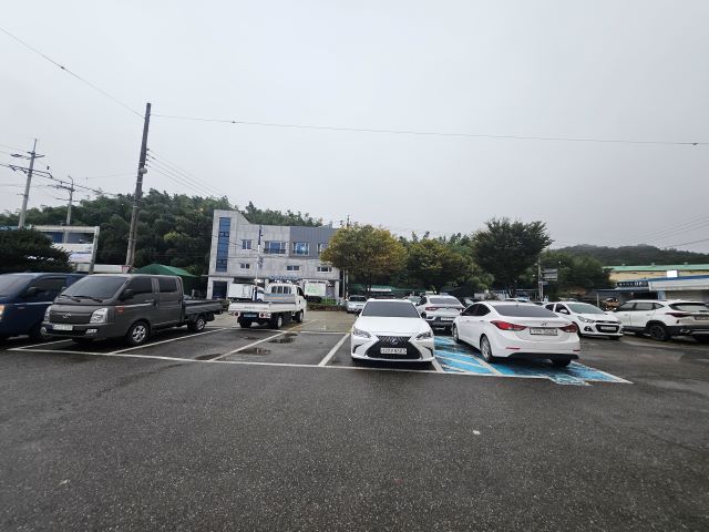 옥종면사무소 주차장…