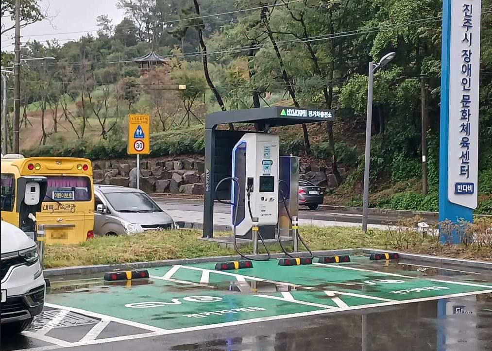 전기차충전소(장애인…