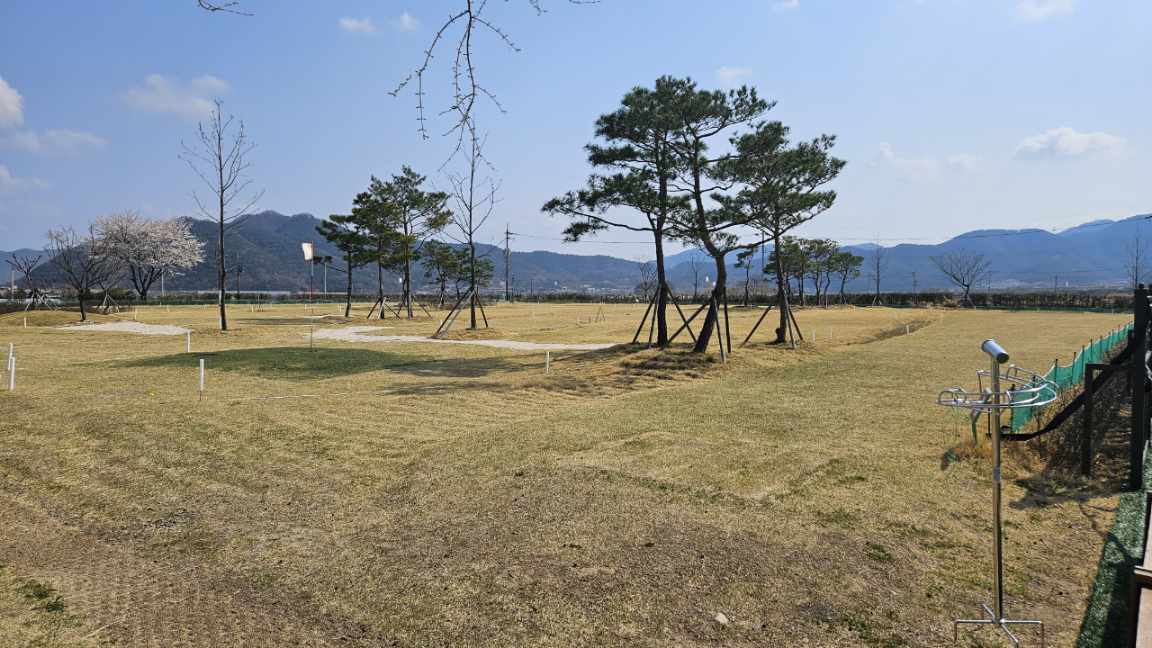 적중체육공원(파크골프장 및 그라운드 골프장) 1