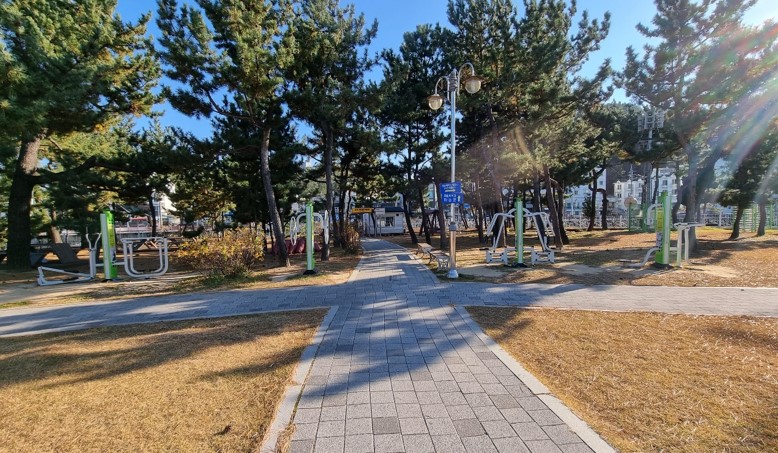 야외운동기구(정동진2리 모래시계공원) 1