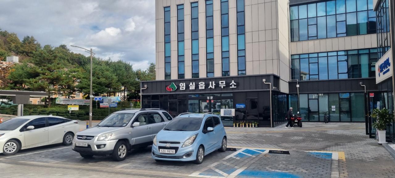 임실읍행복누리원 주차장 4