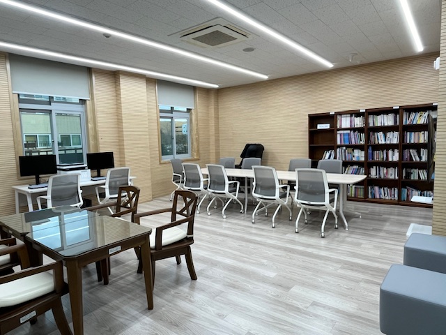영어교육도시사무소 커뮤니티룸/GEC Community Space Community Room 1