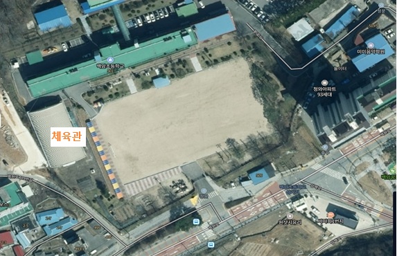 백암초등학교 체육관 1