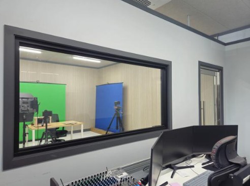 울산테크노파크 본부동(다운지구) U-Space 스튜디오 1