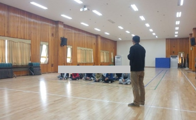 정평초등학교 강당 1