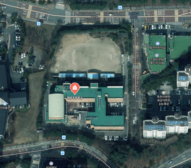 현암초등학교 운동장 1