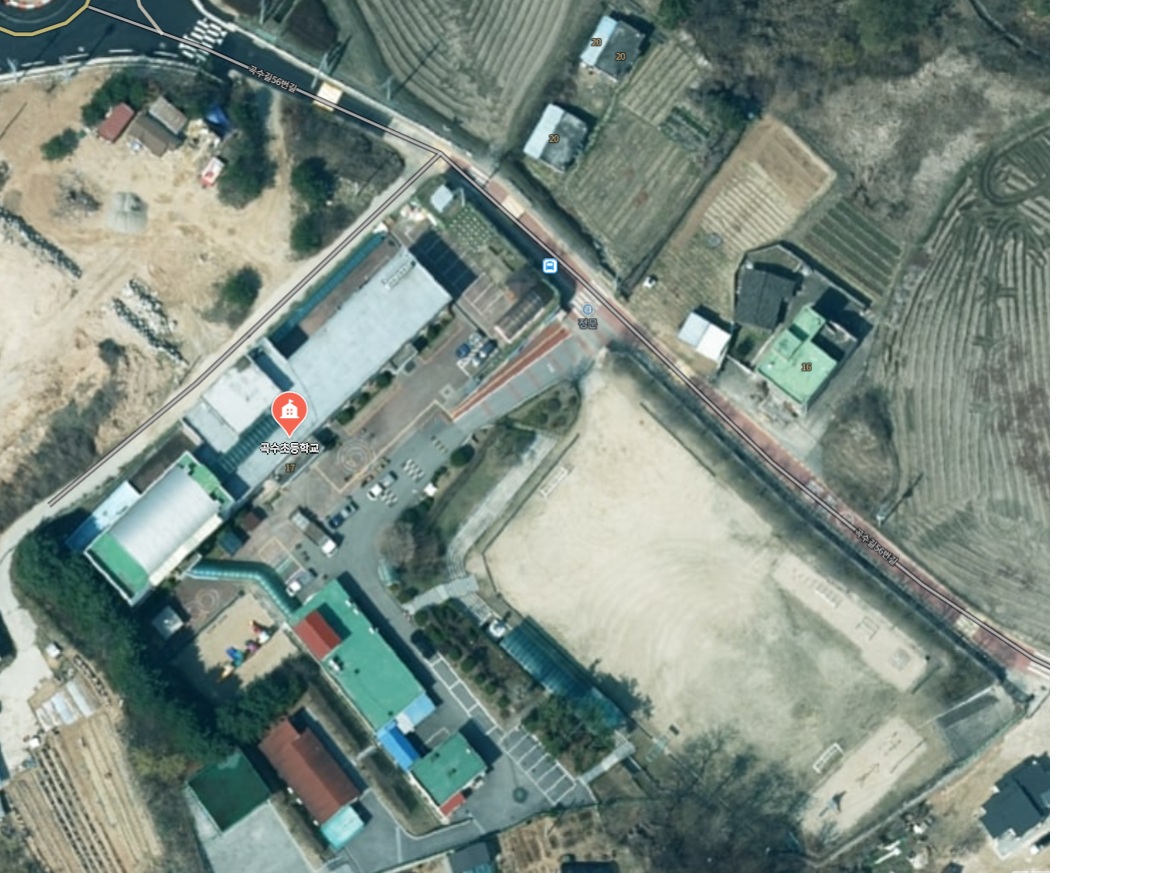 곡수초등학교 운동장 1