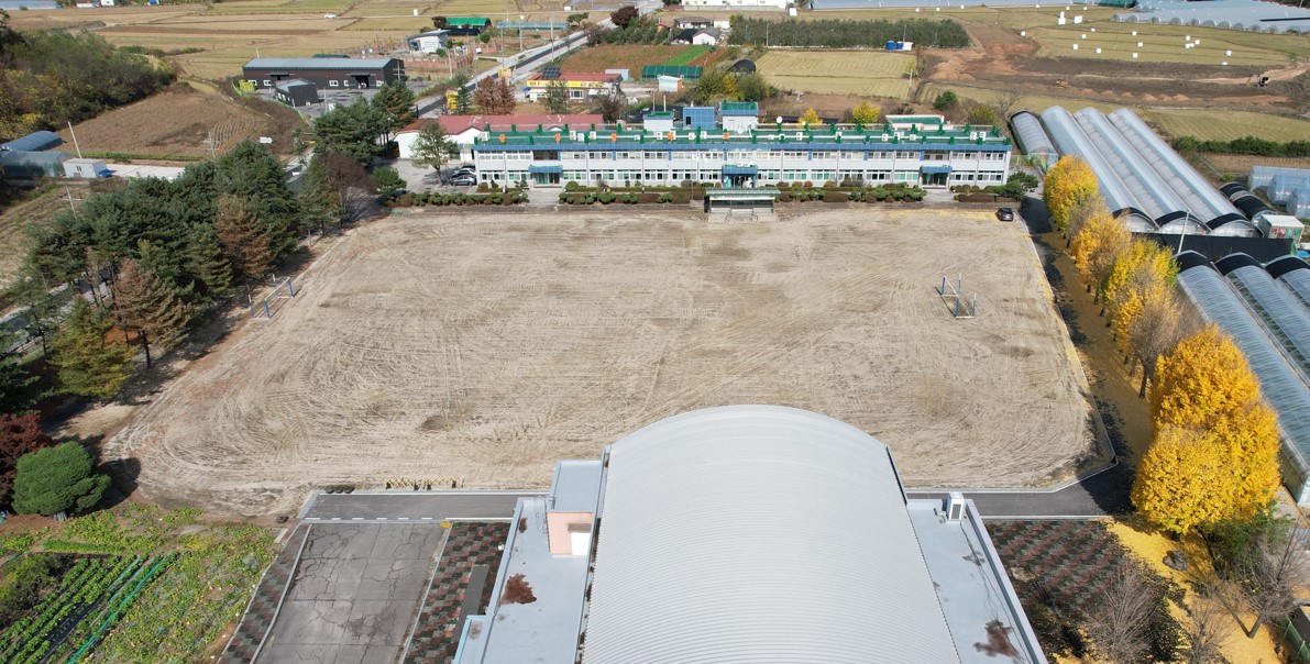 삼성중학교 운동장 1