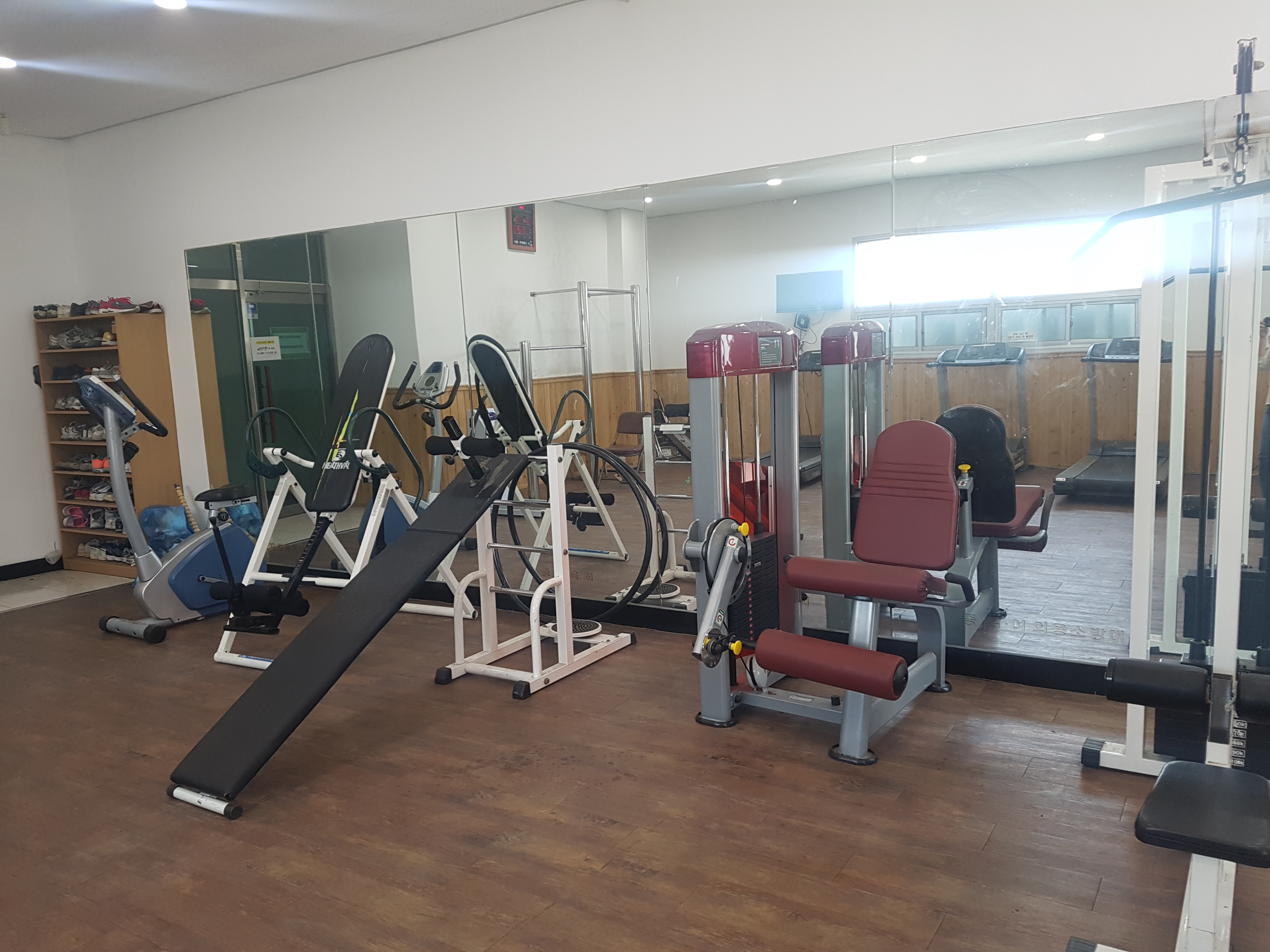 자인면주민자치센터 2층 체력단련실 2