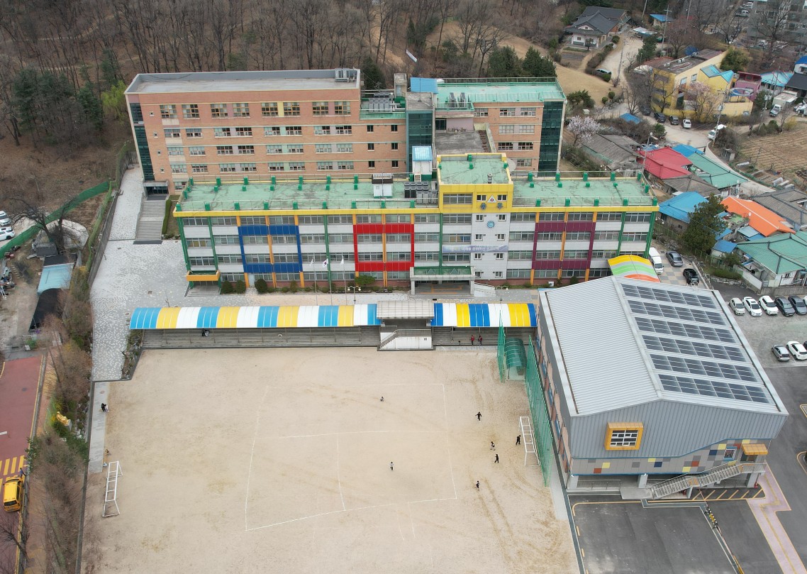 송우초등학교 운동장 1