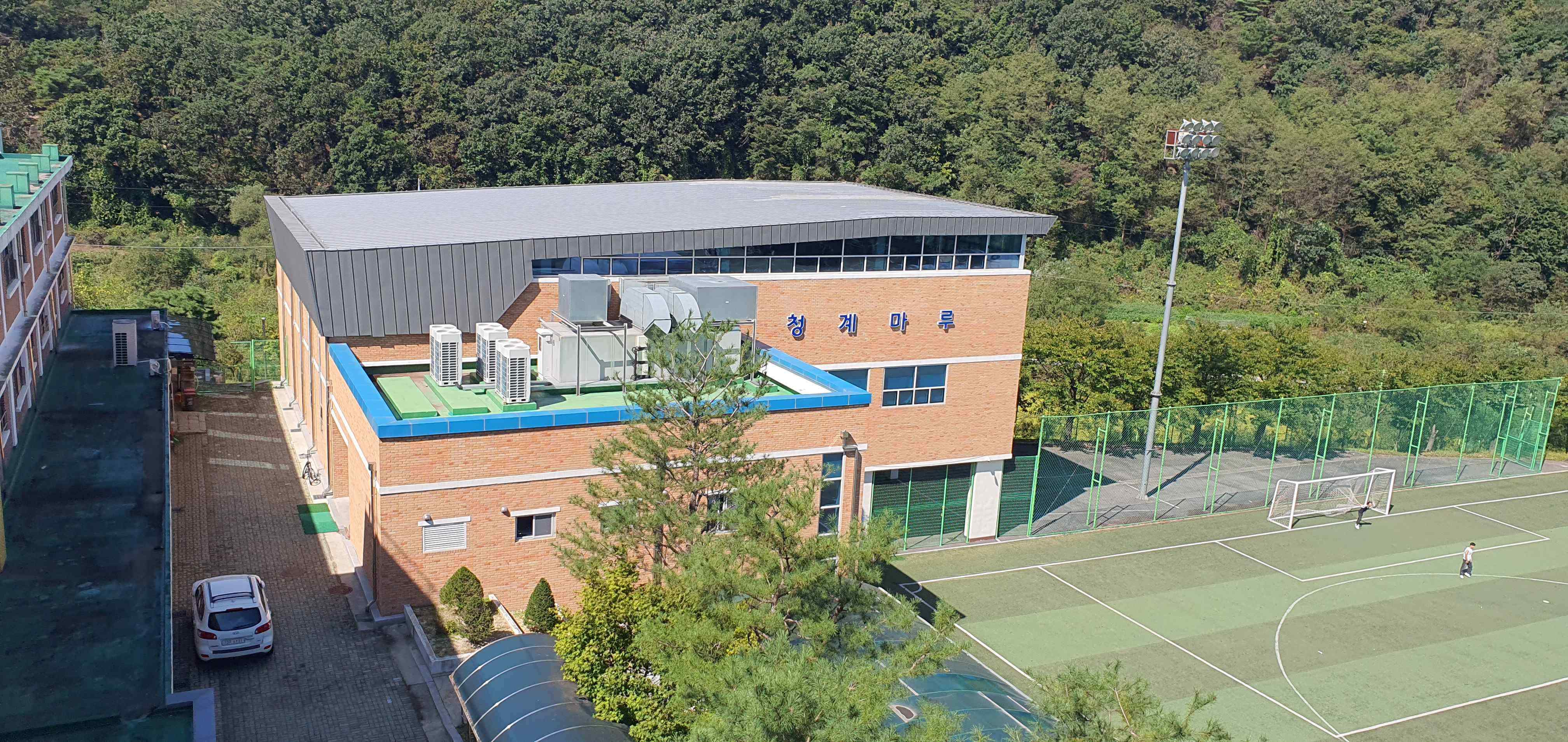 일동중학교 실내체육관 1