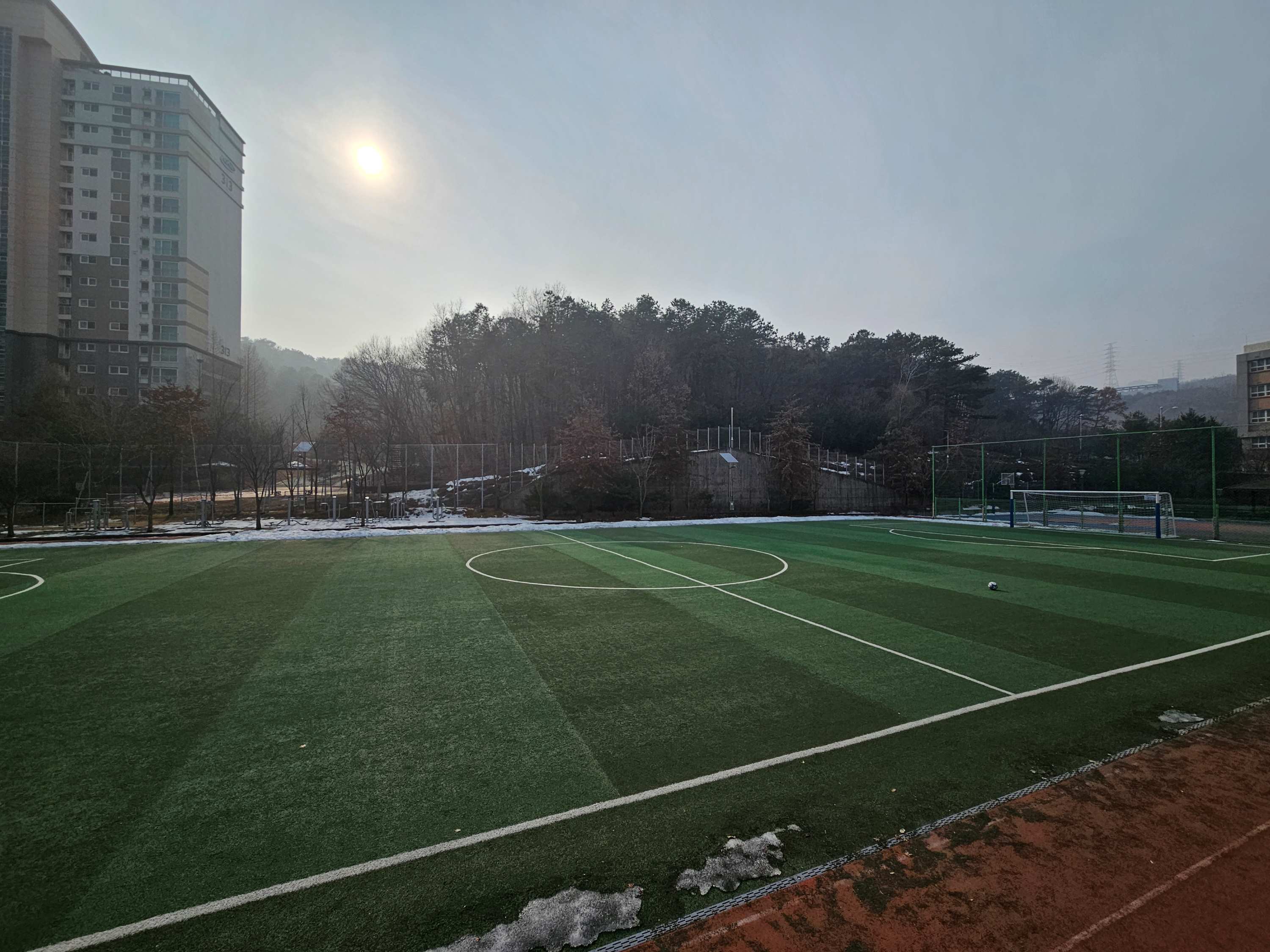 신봉중학교 운동장 1