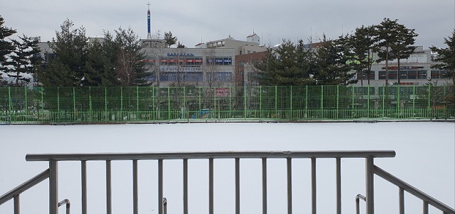 보라중학교 운동장 1