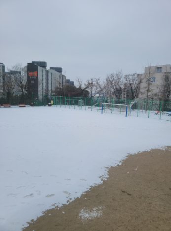 마북초등학교 운동장 1
