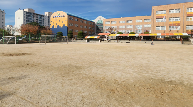 산양초등학교 운동장