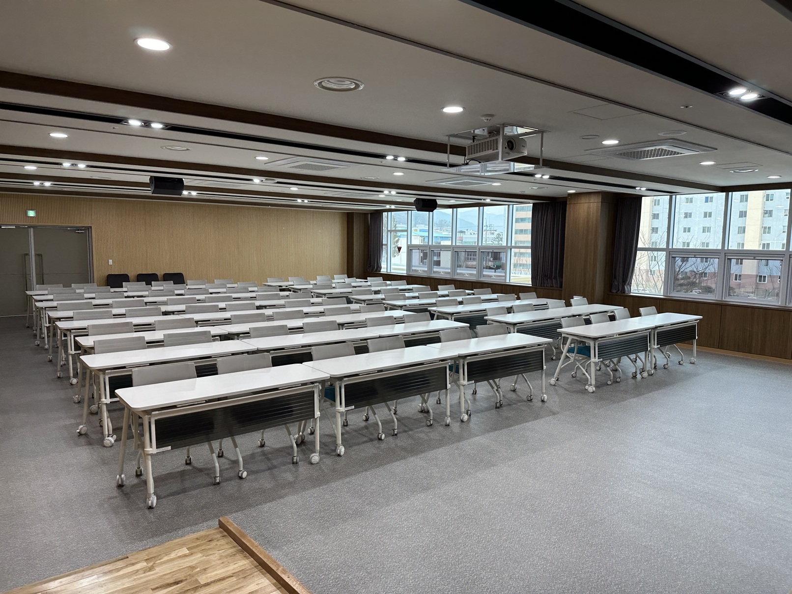 충남사회적경제혁신타운 대회의실 2