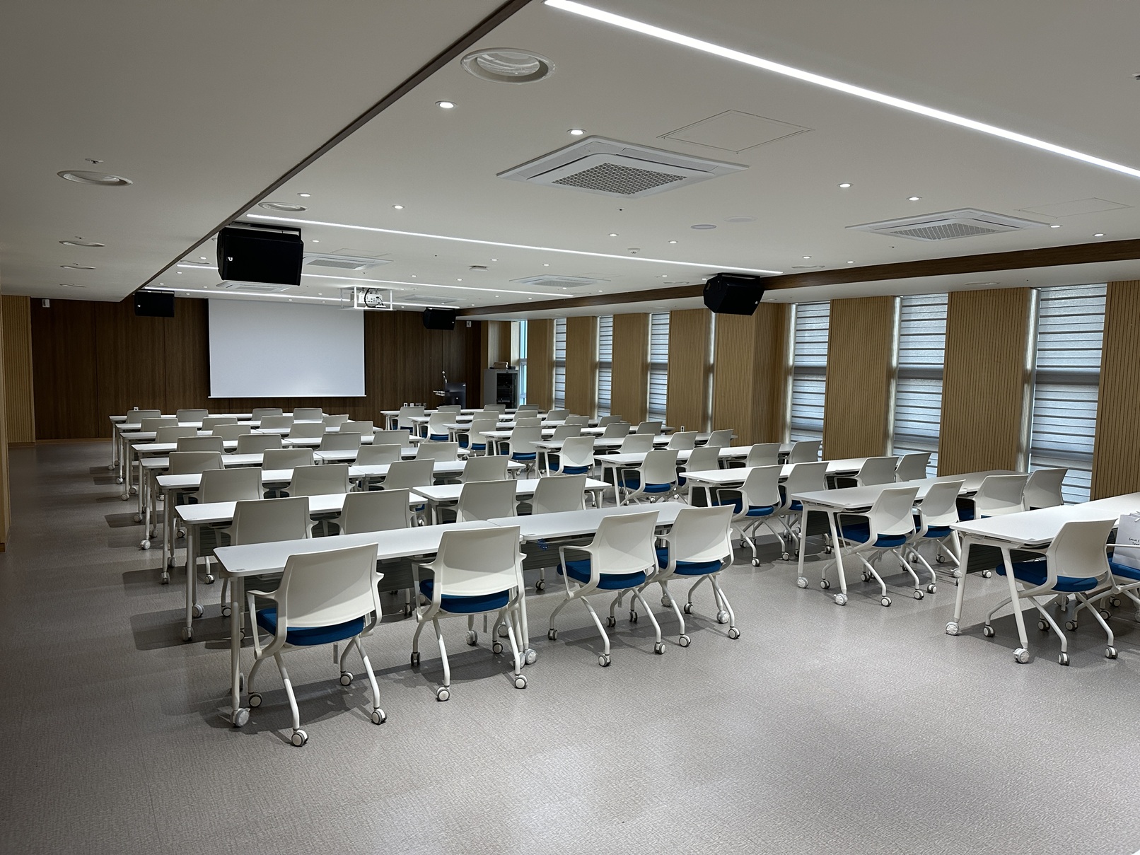 충남사회적경제혁신타운 교육실 2