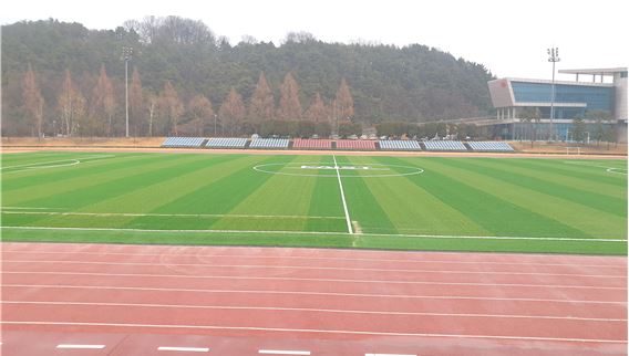 한국과학기술원 육상트랙(대운동장) 1