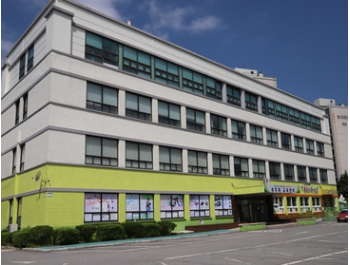 광주지방국세청 세미래교육센터 본관앞 2