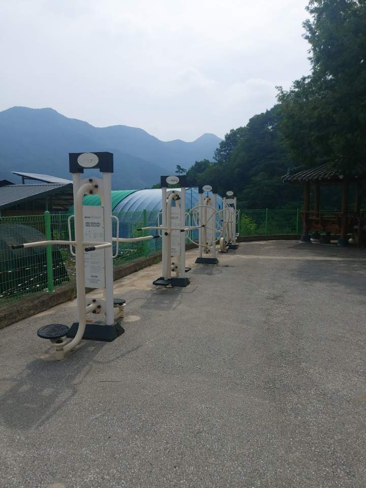 야외운동기구(무주읍 당산마을) 2