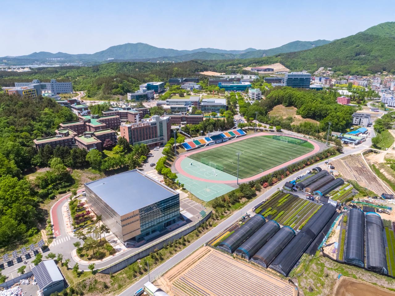 1캠퍼스 1층 운동장 1
