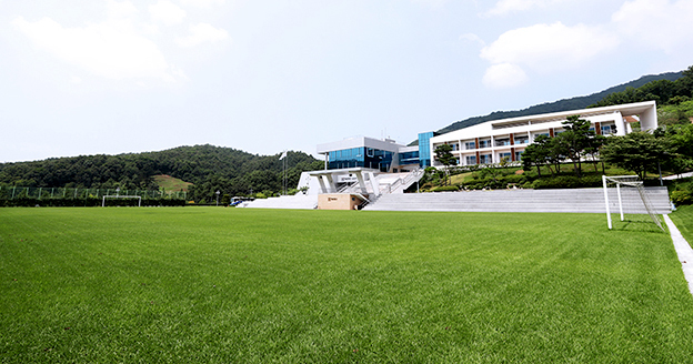 예금보험공사 충주 글로벌교육센터 잔디구장 1