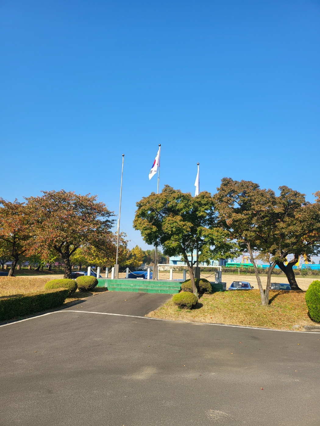 한국폴리텍대학 포항캠퍼스 운동장 1