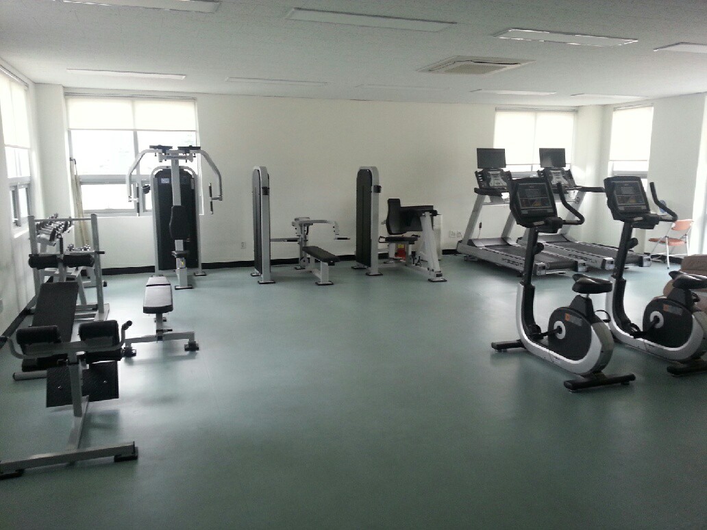 유가읍민복지회관 본관2층(체력단련실) 1
