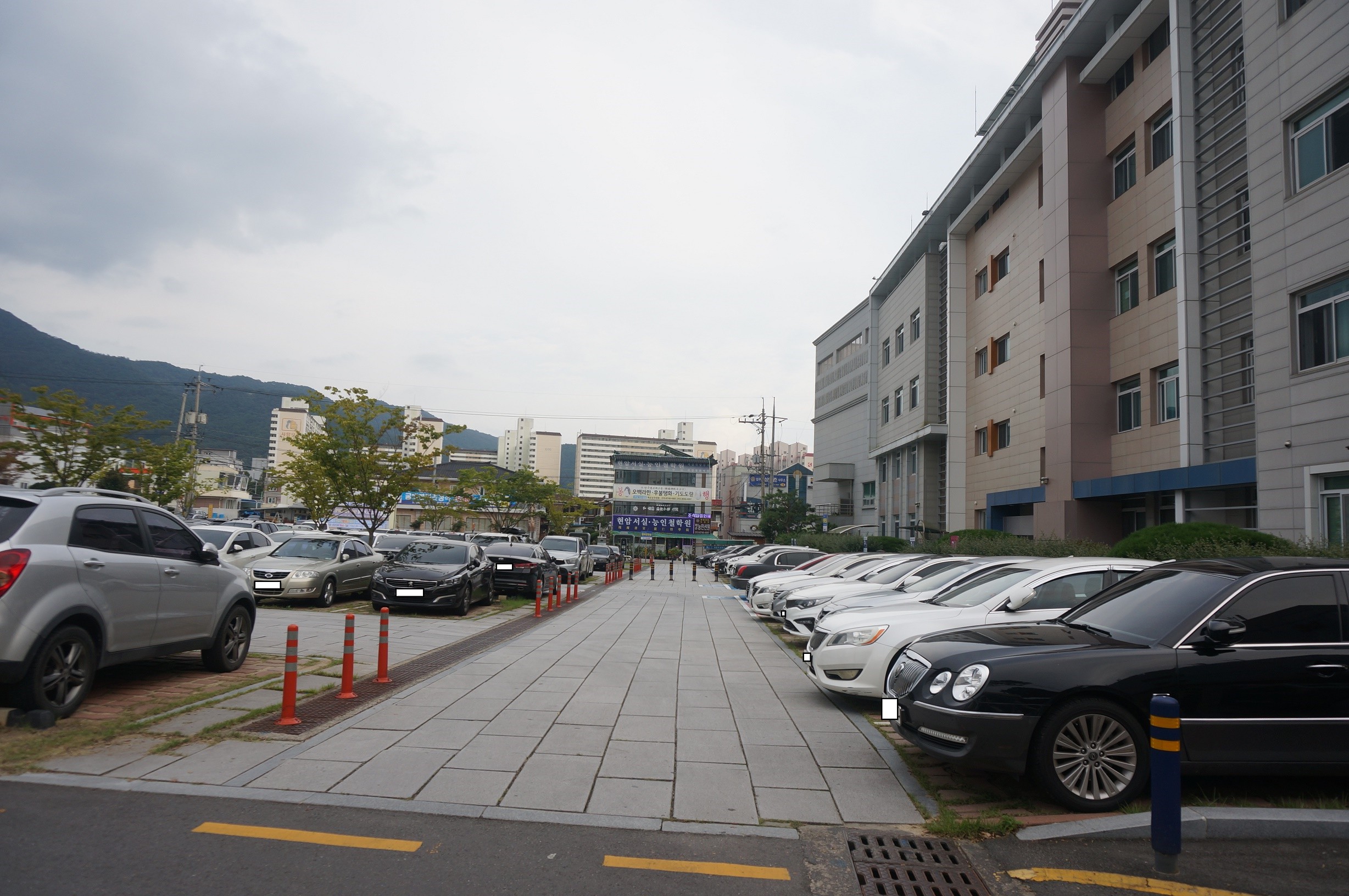 화순군청 본관후면 주차장 3